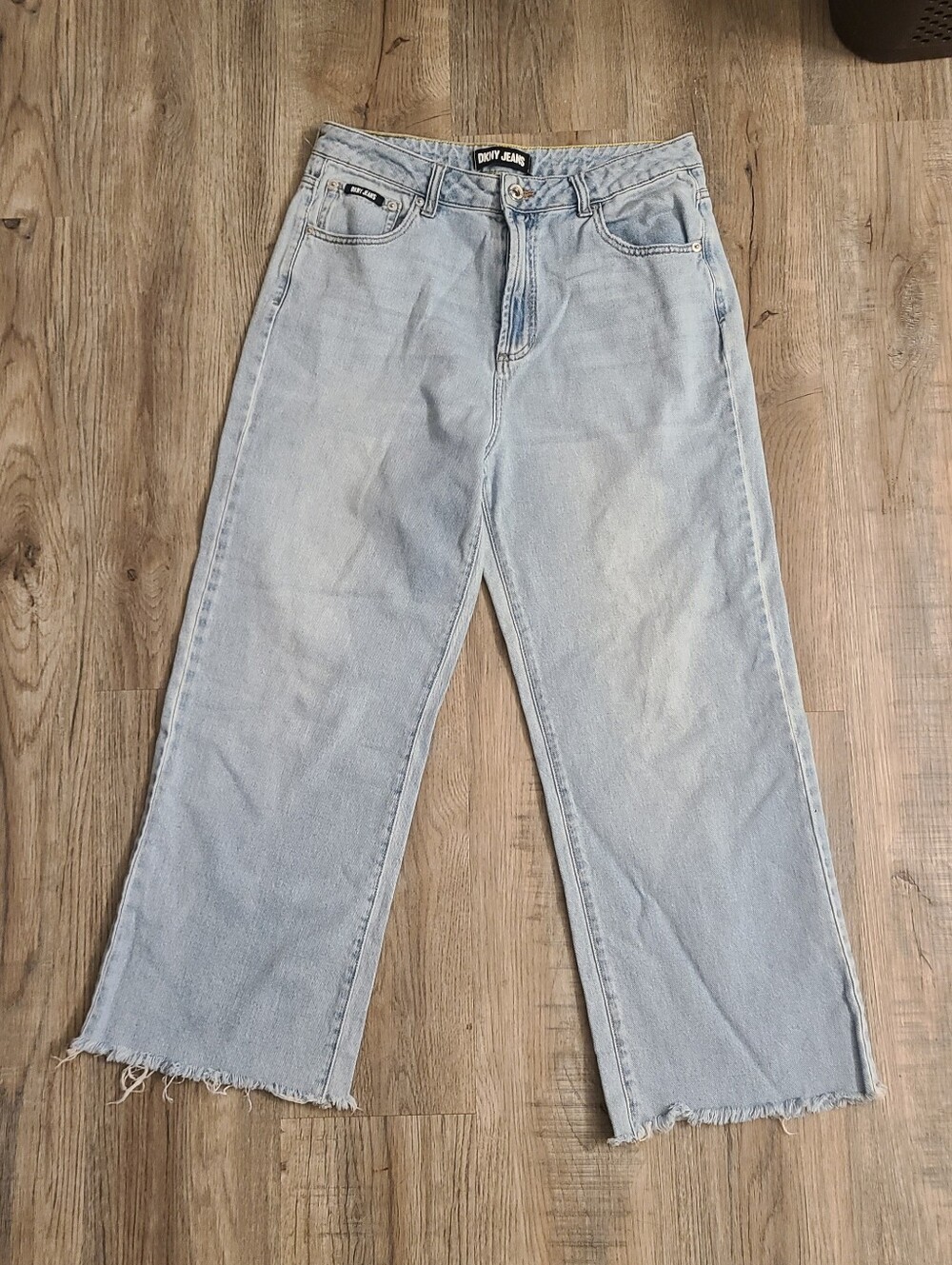 Vintage DKNY High-Rise Wide Leg Raw Hem Crop Jeans Light Blue, 29 / 8